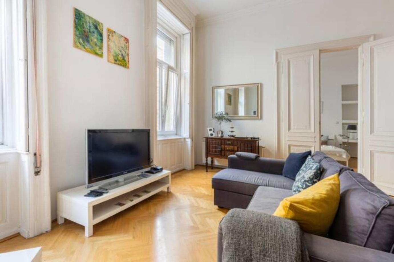 Bourgeois Elegance In The Heart Of Budapest Esterno foto